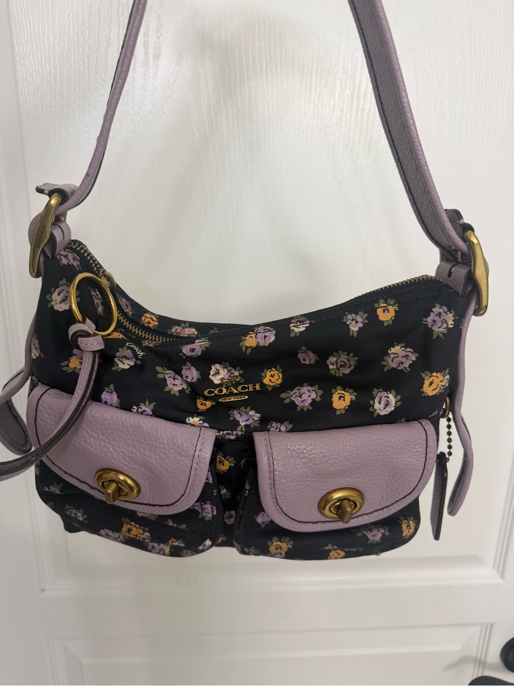 Vintage Coach Shoulder Bag Black Nylon Rose Print Lavender Leather No.A2022 596 - Picture 2 of 7